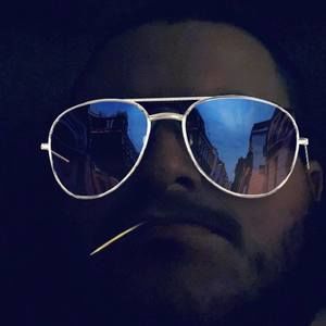 Meet your Posher, Larry